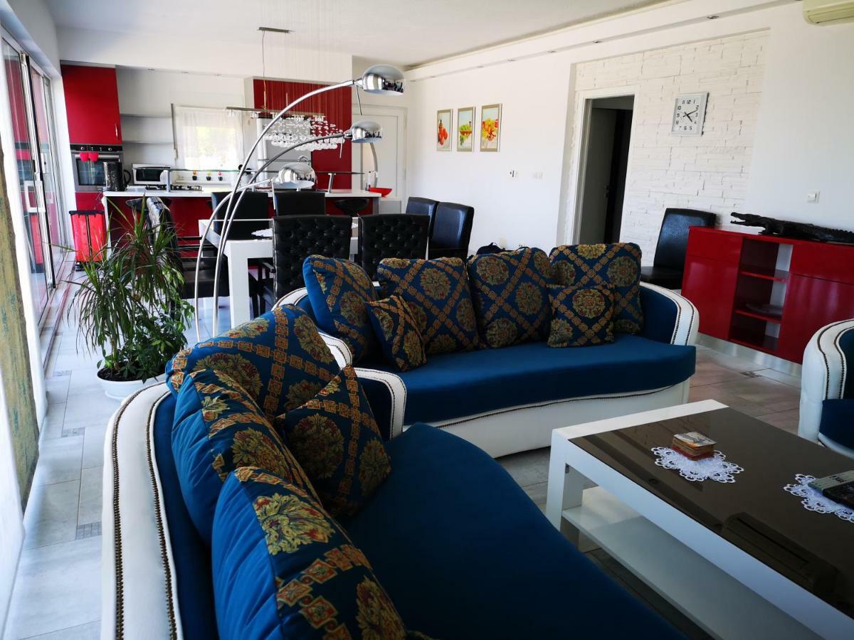 Luxury Apartment Prestige Villa Bellevue Вис Екстериор снимка